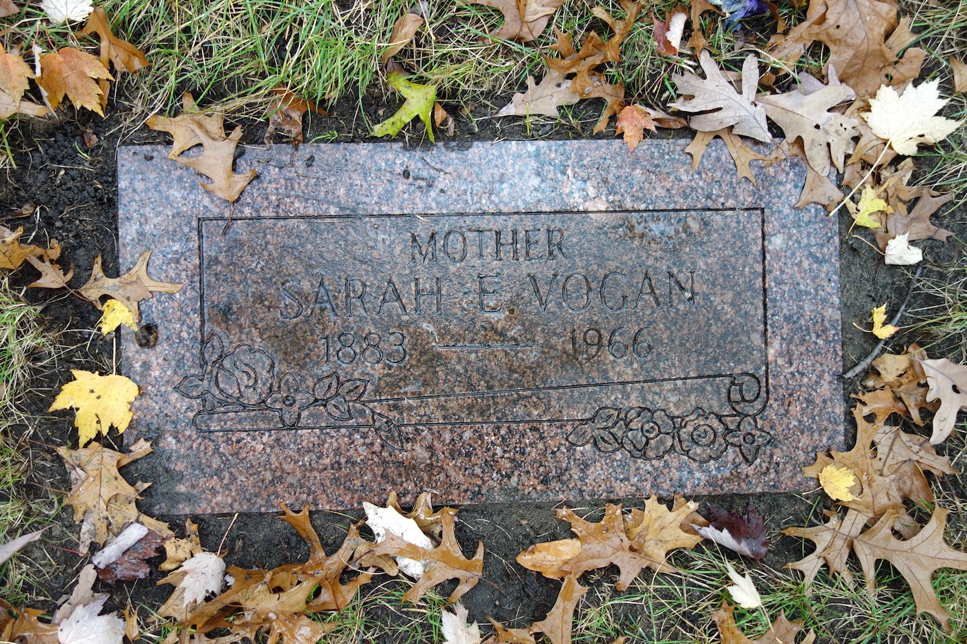 Photo of headstones/Sarah Ethel McLennan 1882-1966 Oakview Cem, Royal Oak, Oakland, Michigan